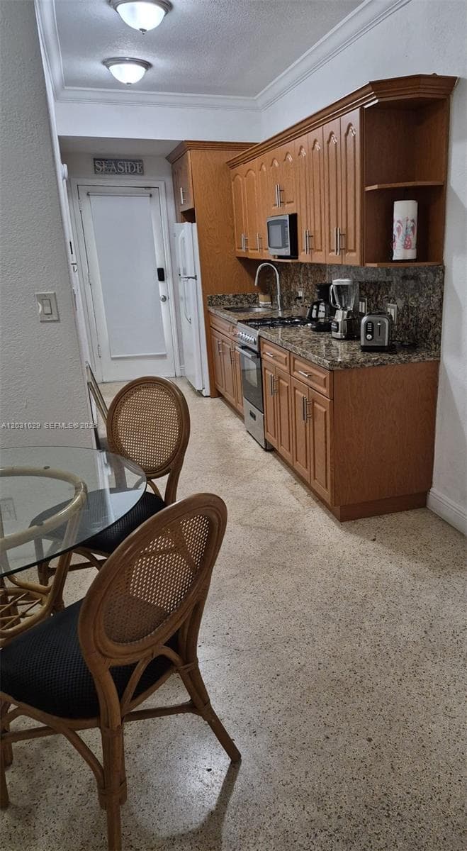 6490 Collins Ave # 3, Miami Beach, FL 33141 — zdjęcie 4