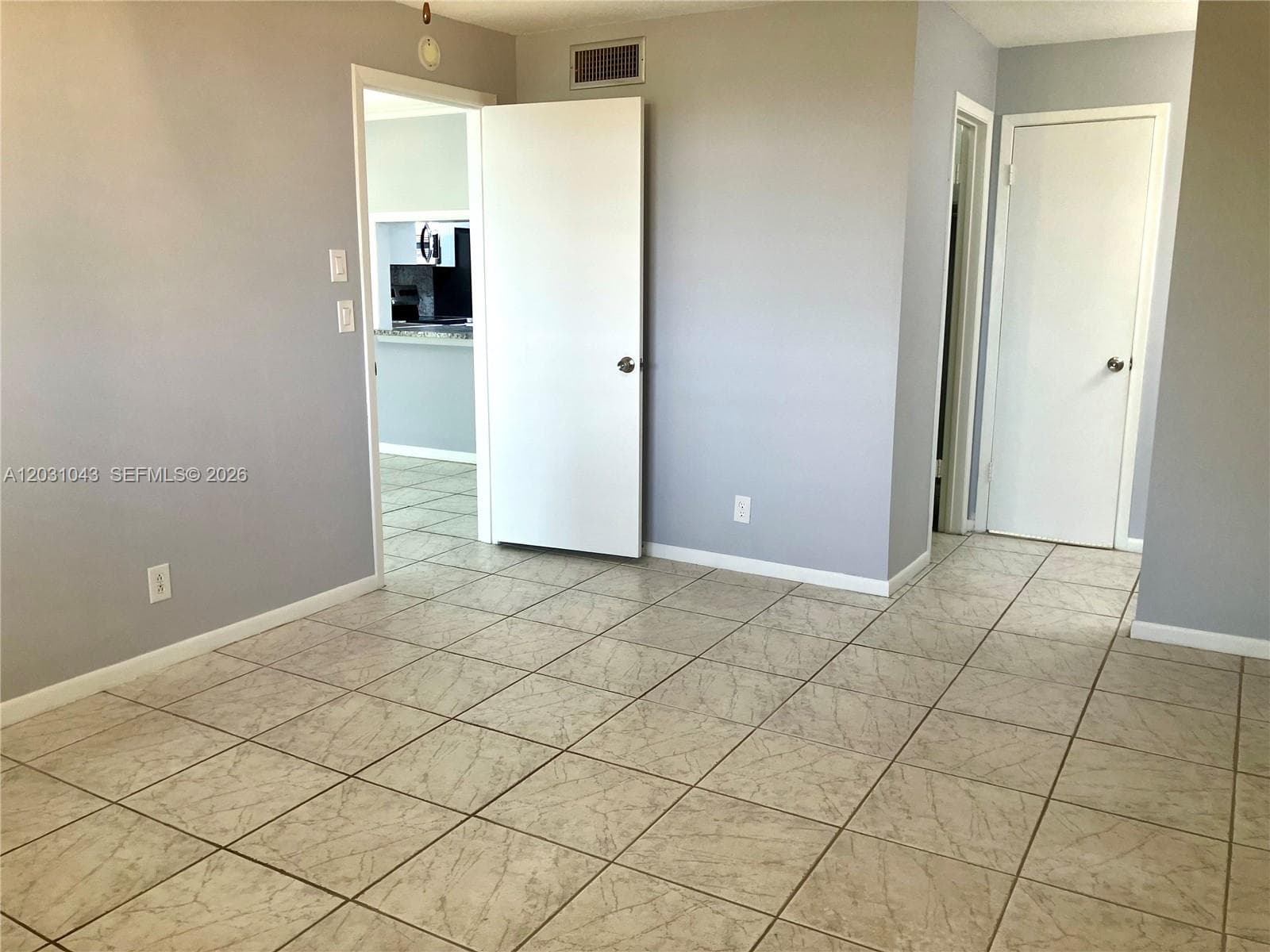 2801 NW 47th Ter # 403B, Lauderdale Lakes, FL 33313 — zdjęcie 4