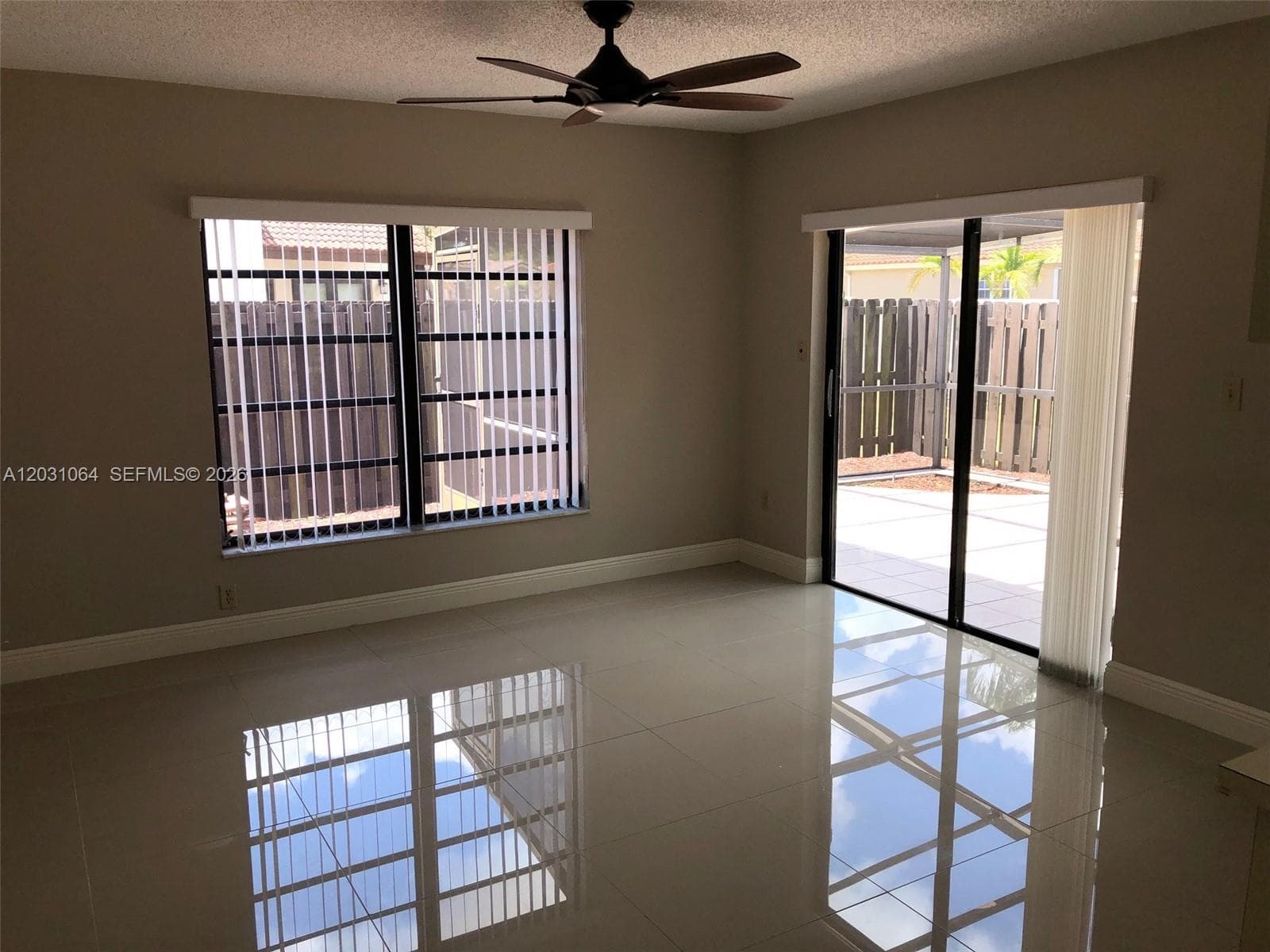 9082 SW 112 PL, Miami, FL 33176 — zdjęcie 2