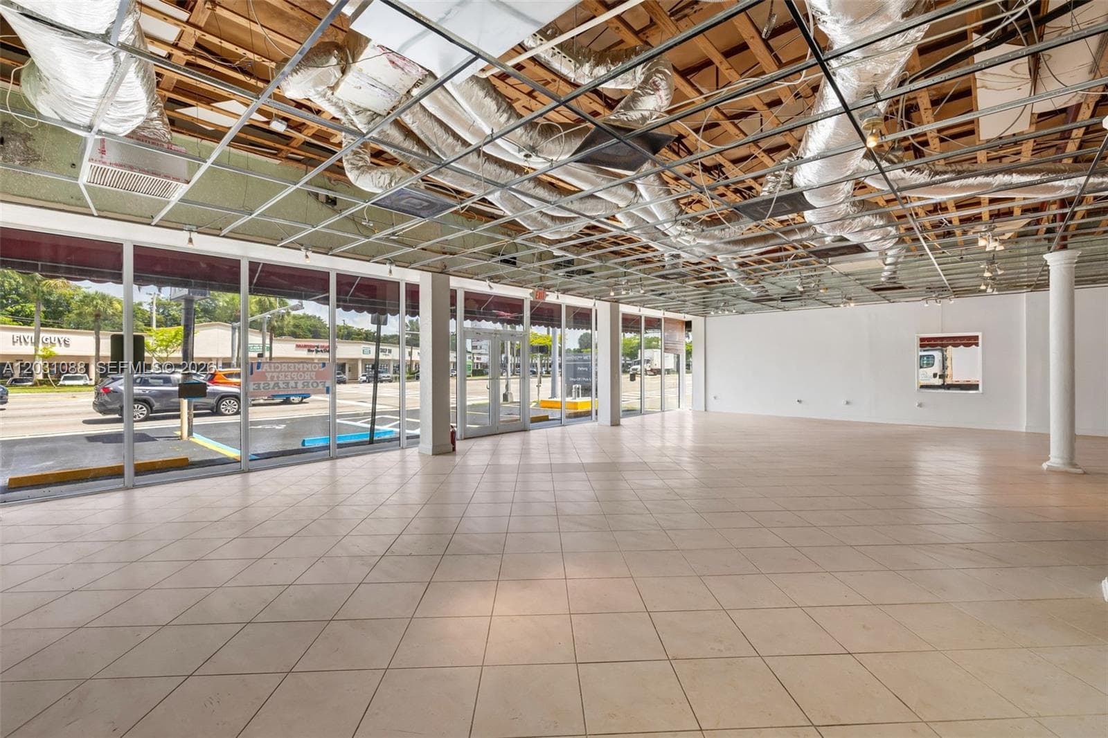 9308 S Dixie Hwy, Miami, FL 33156 — zdjęcie 3