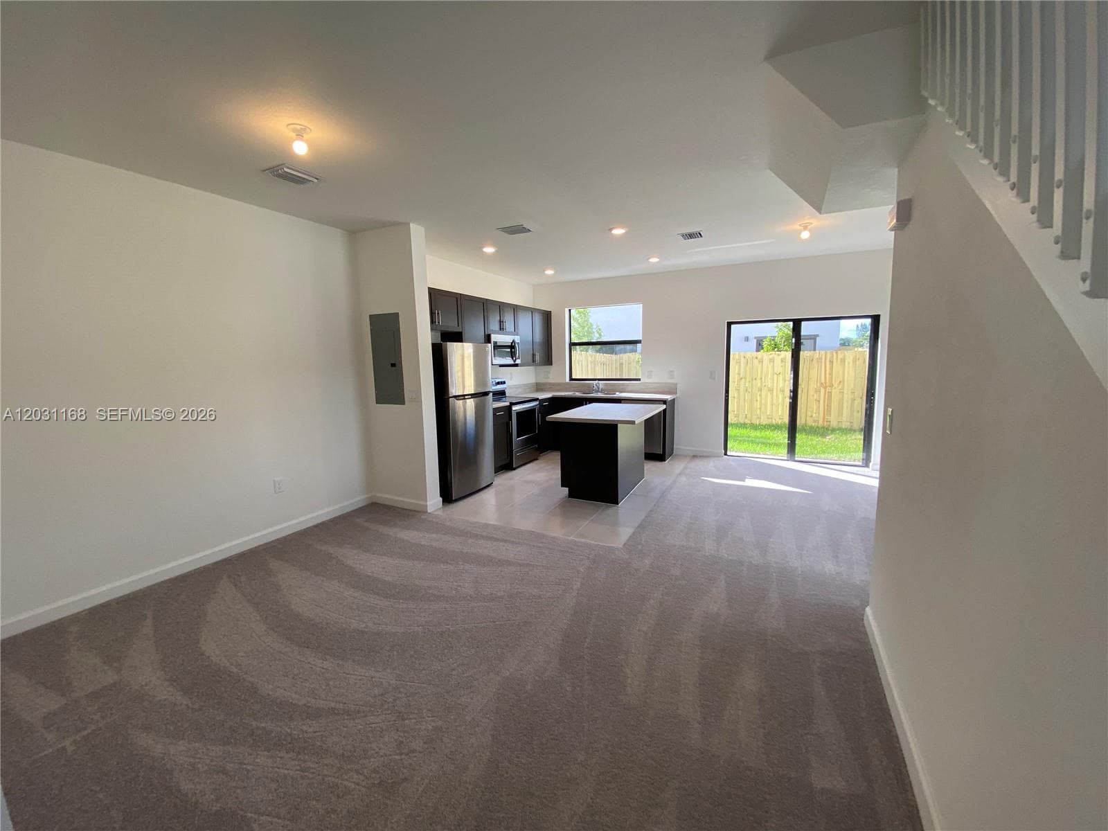 21466 NE 3 Place, Miami, FL 33179 — zdjęcie 3