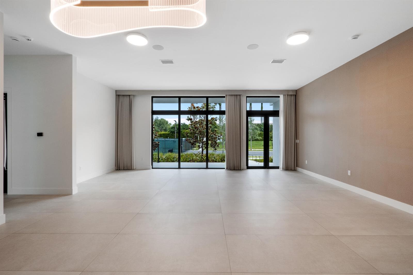 16788 Natures Way, Weston, FL 33326 — zdjęcie 5