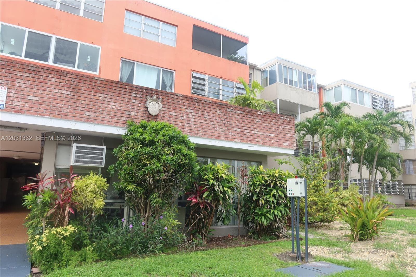 1850 NE 169th St # 312, North Miami Beach, FL 33162 — zdjęcie 3