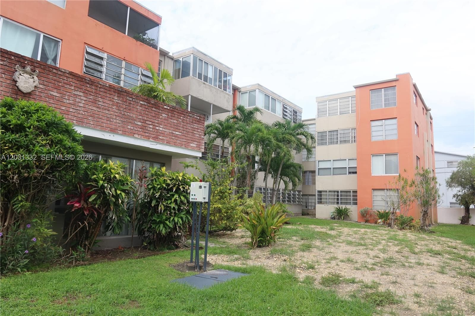 1850 NE 169th St # 312, North Miami Beach, FL 33162 — zdjęcie 4