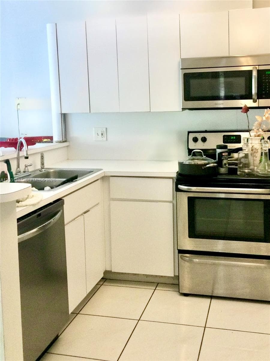 18003 SW 138th Ct, Miami, FL 33177 — zdjęcie 5