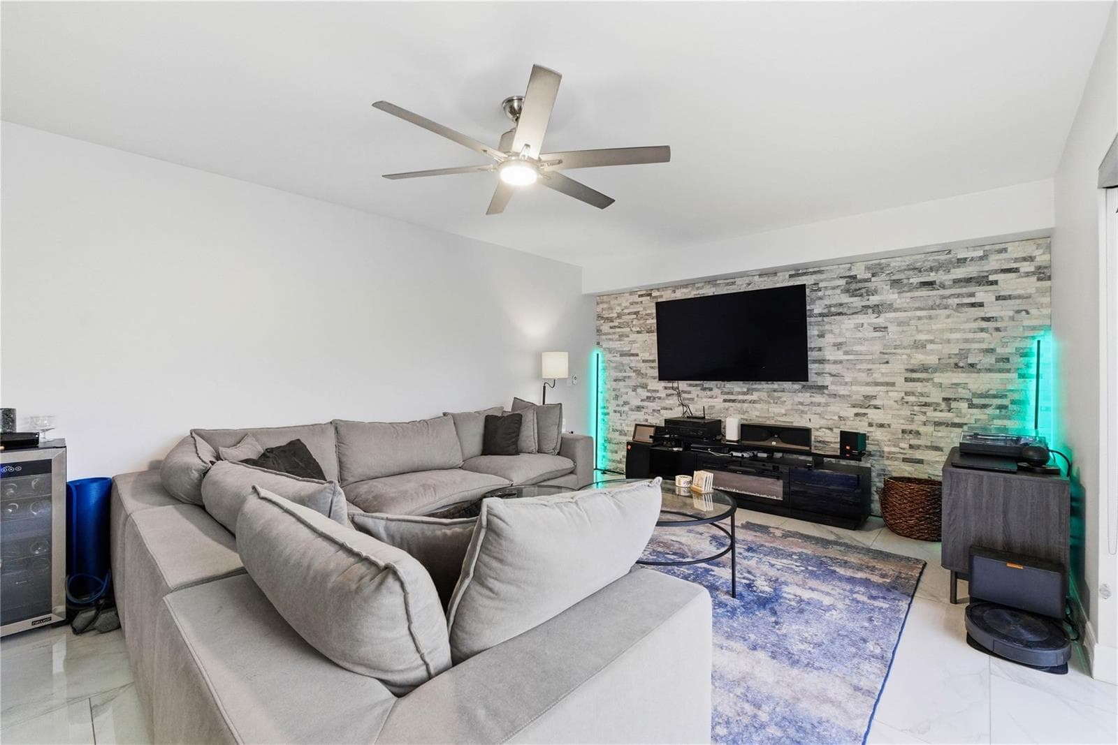 1017 10th Way, West Palm Beach, FL 33407 — zdjęcie 3