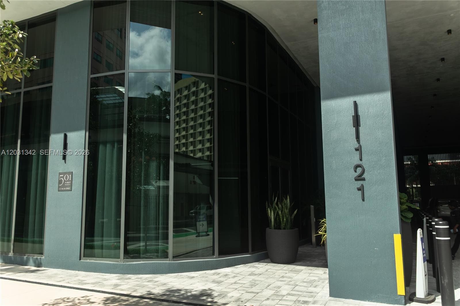 121 NE 5th St # 1012A, Miami, FL 33132 — zdjęcie 2