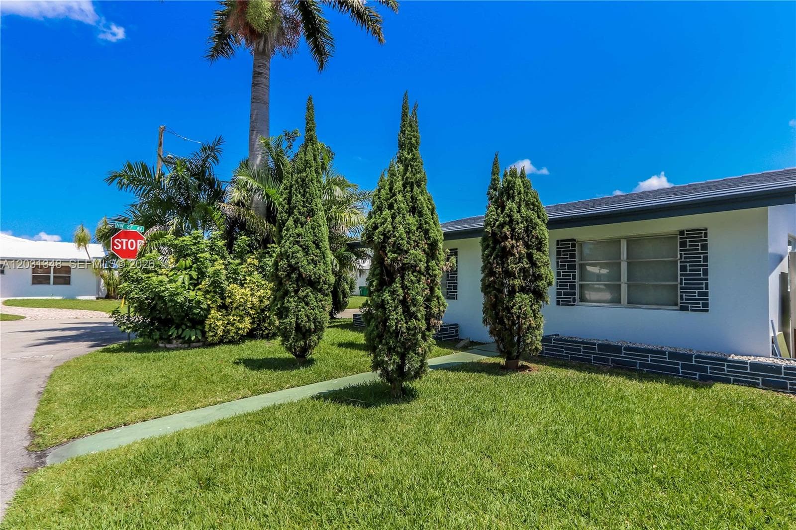 2700 NW 52nd Ct, Tamarac, FL 33309 — zdjęcie 3