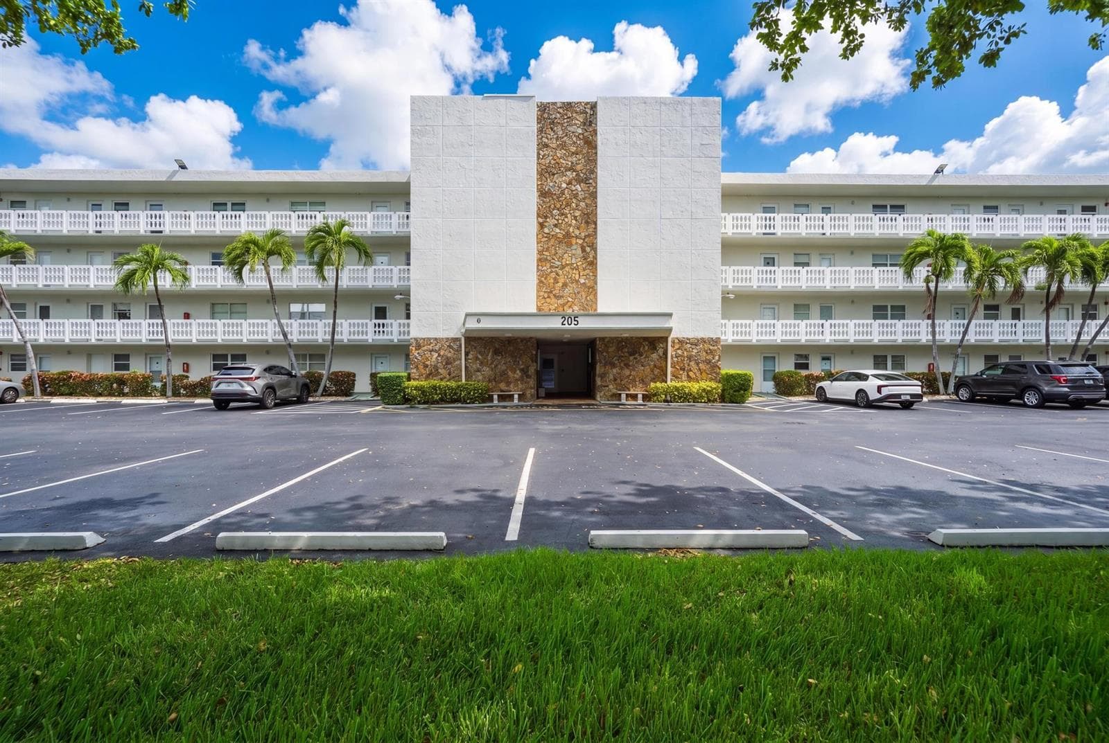 205 SE 11th Terrace # 403, Dania Beach, FL 33004 — zdjęcie 3
