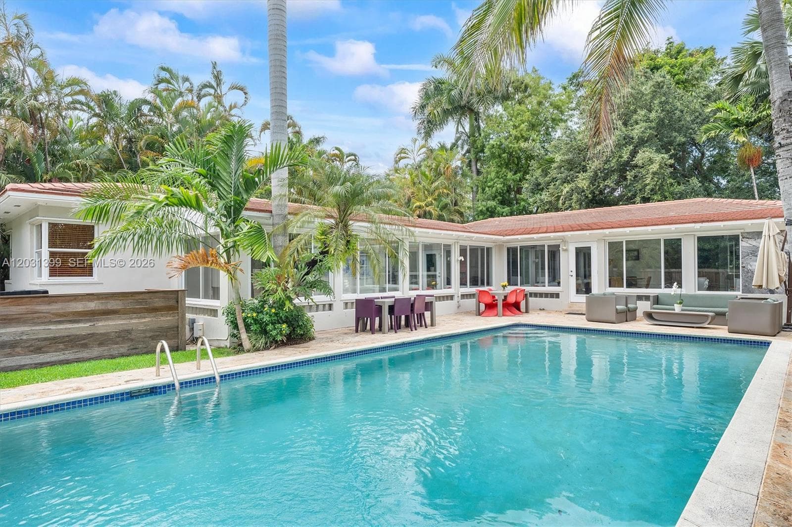 1160 NE 100th St, Miami Shores, FL 33138 — zdjęcie 3