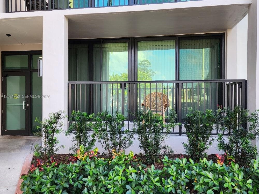 1301 River Reach Dr # 106, Fort Lauderdale, FL 33315 — zdjęcie 2