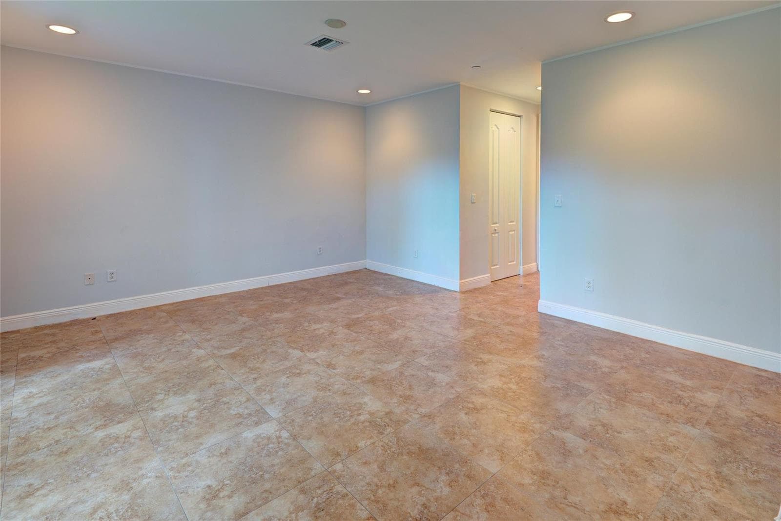 1508 SW 4th Avenue, Fort Lauderdale, FL 33315 — zdjęcie 3