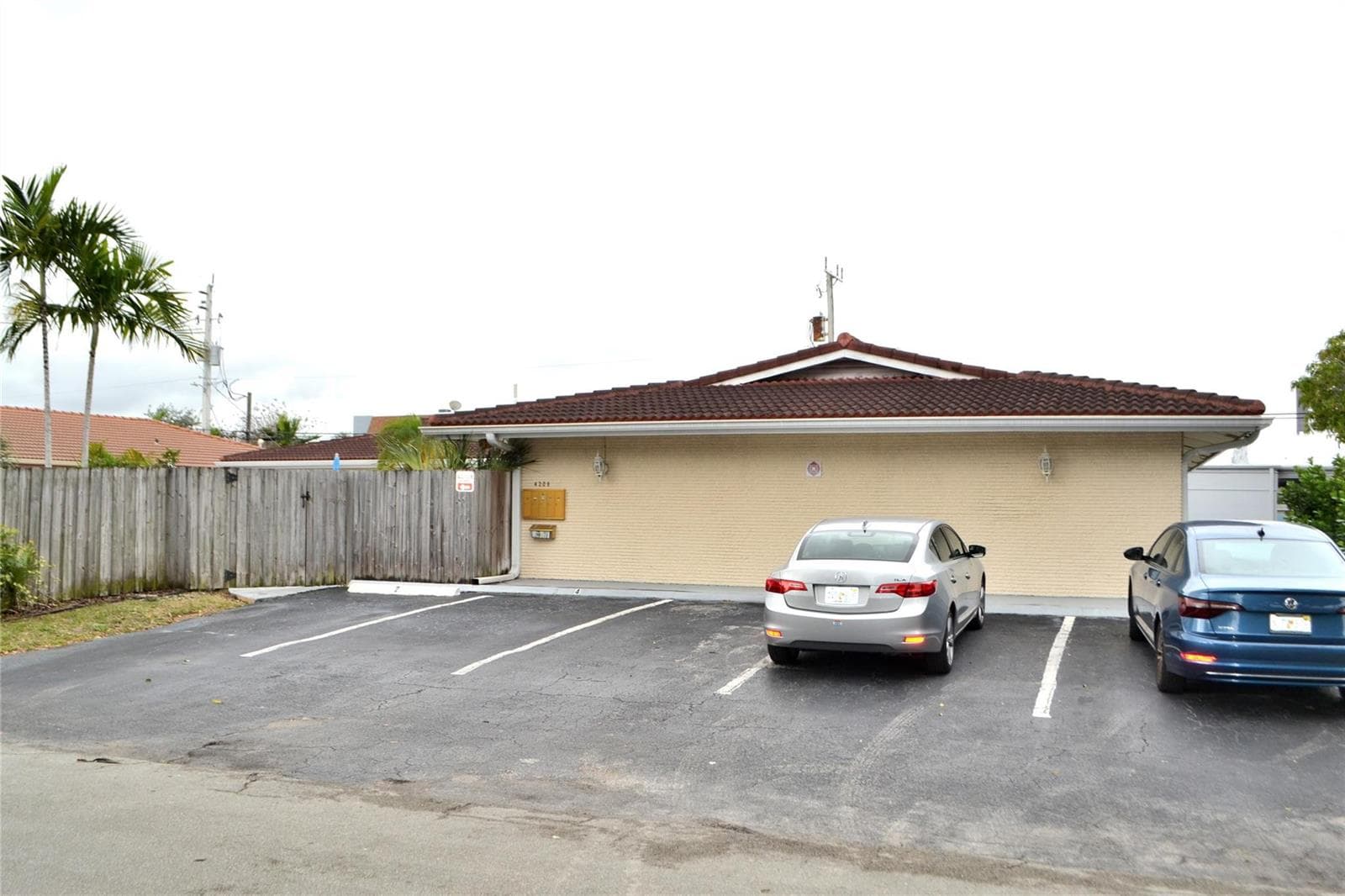 4209 NE 21st Avenue # 3, Fort Lauderdale, FL 33308 — zdjęcie 2