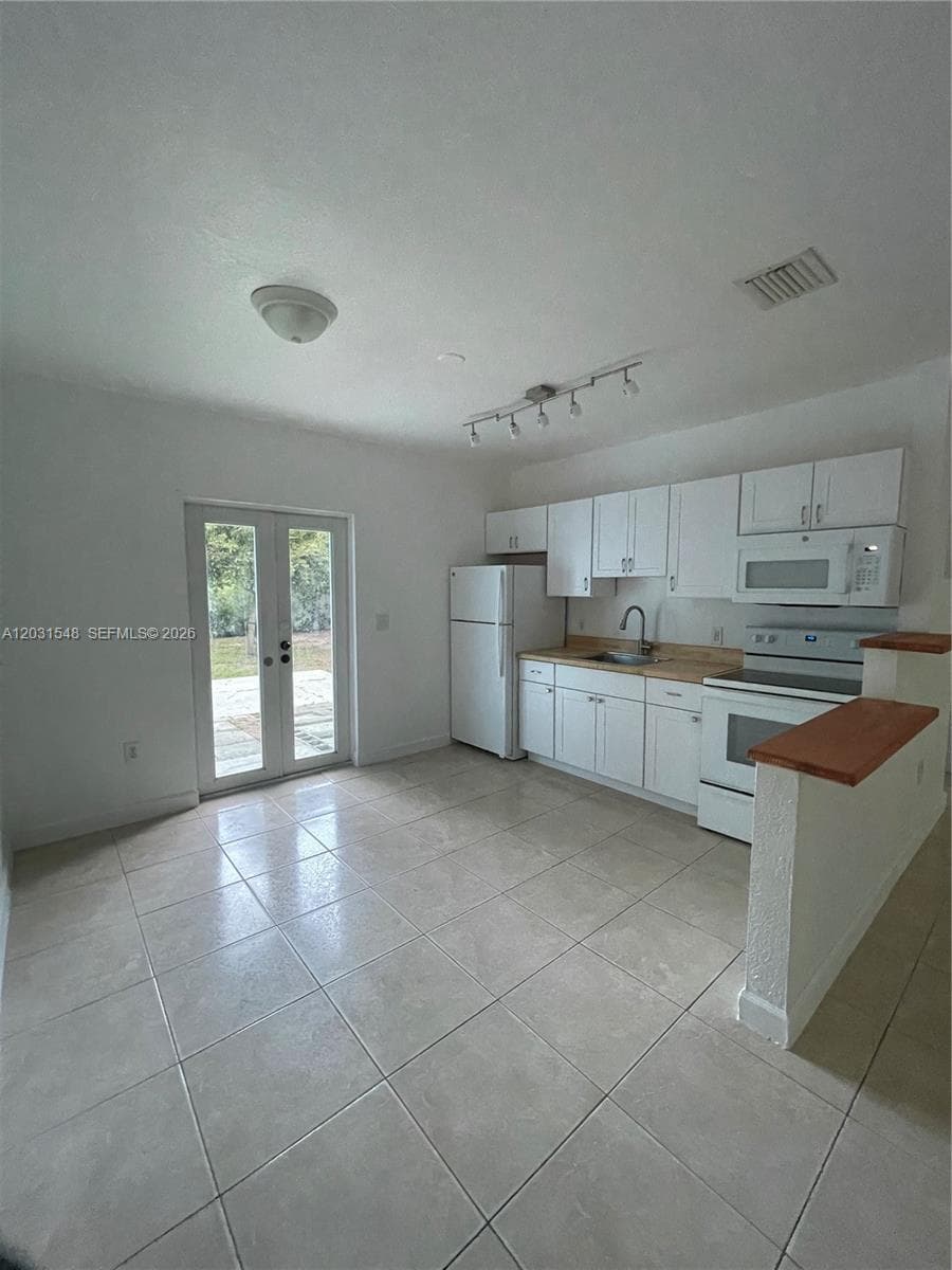 420 SW 25th Ave, Fort Lauderdale, FL 33312 — zdjęcie 2