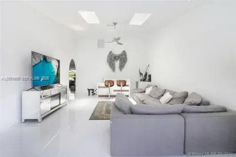 270 SE 7th St, Dania Beach, FL 33004 — zdjęcie 5