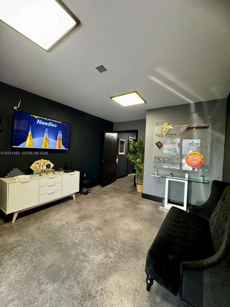 5501 NW 74th Ave # 5501, Miami, FL 33166 — zdjęcie 4