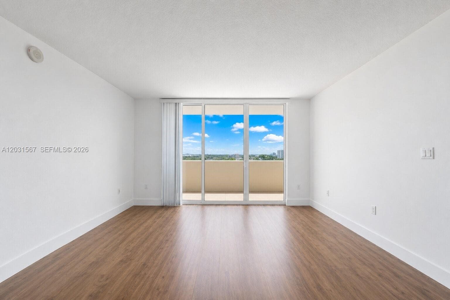 3232 SW 22nd Ter # 802, Miami, FL 33145 — zdjęcie 4