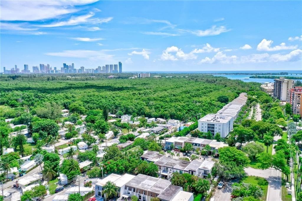 2350 NE 135th Street # 1212, North Miami, FL 33181 — zdjęcie 3
