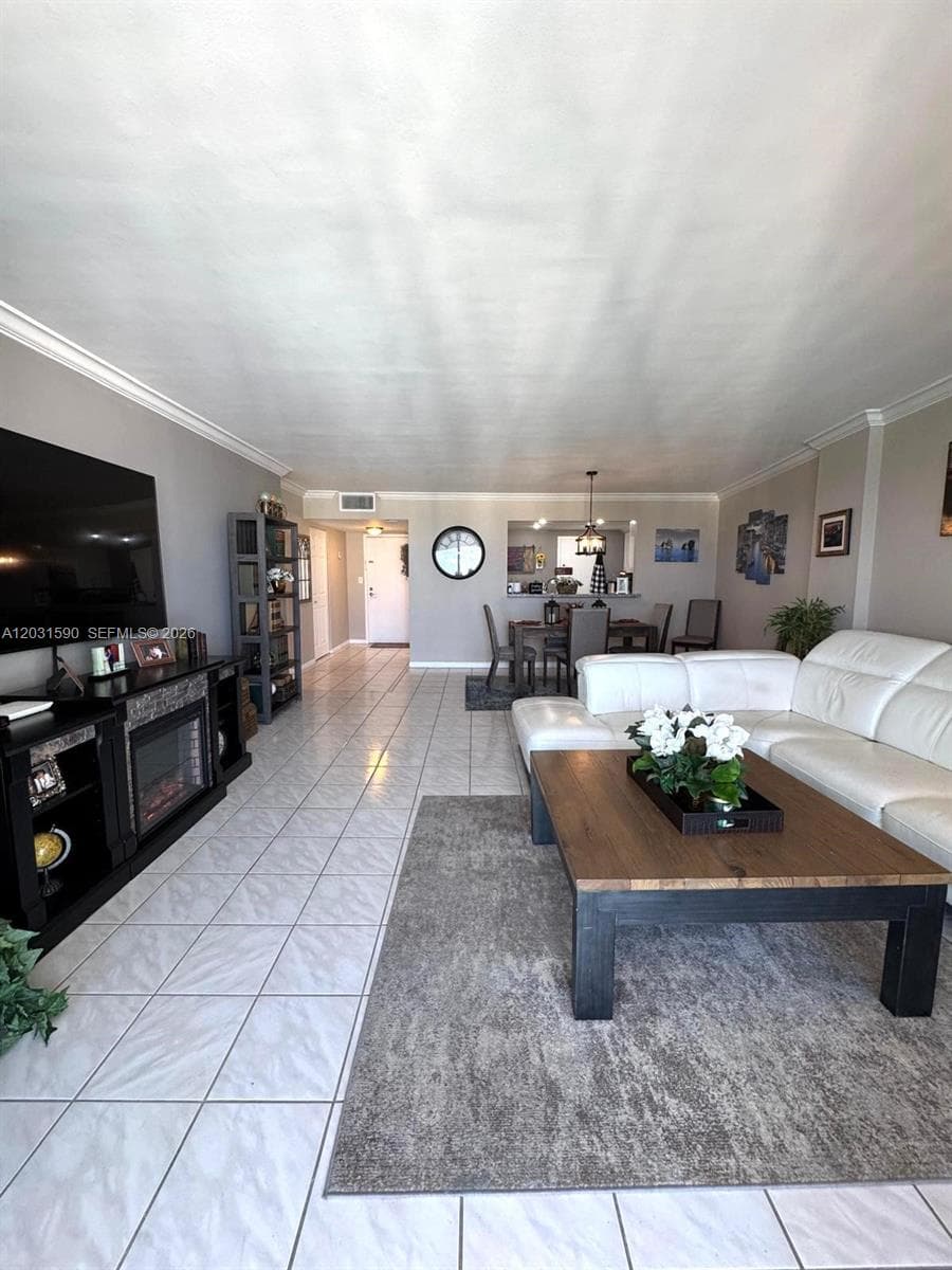 3800 S Ocean Dr # 1816 (AVAILABLE NOW), Hollywood, FL 33019 — zdjęcie 5