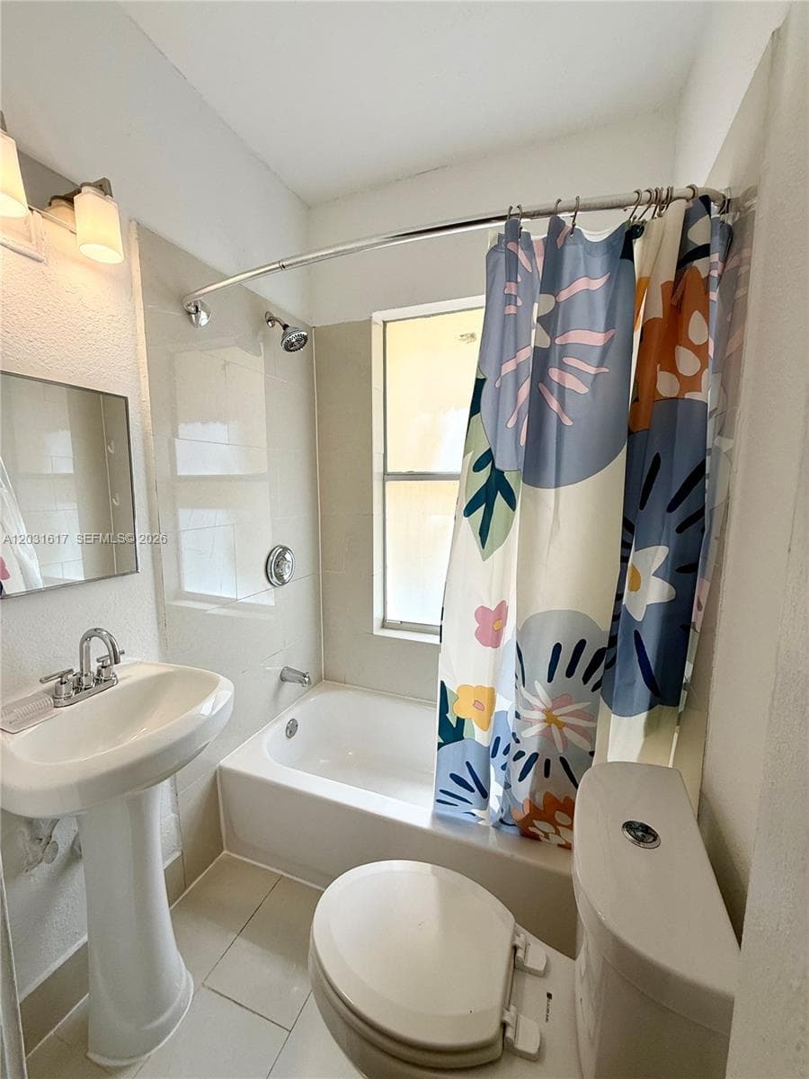 126 Mendoza Ave # 2A, Coral Gables, FL 33134 — zdjęcie 5