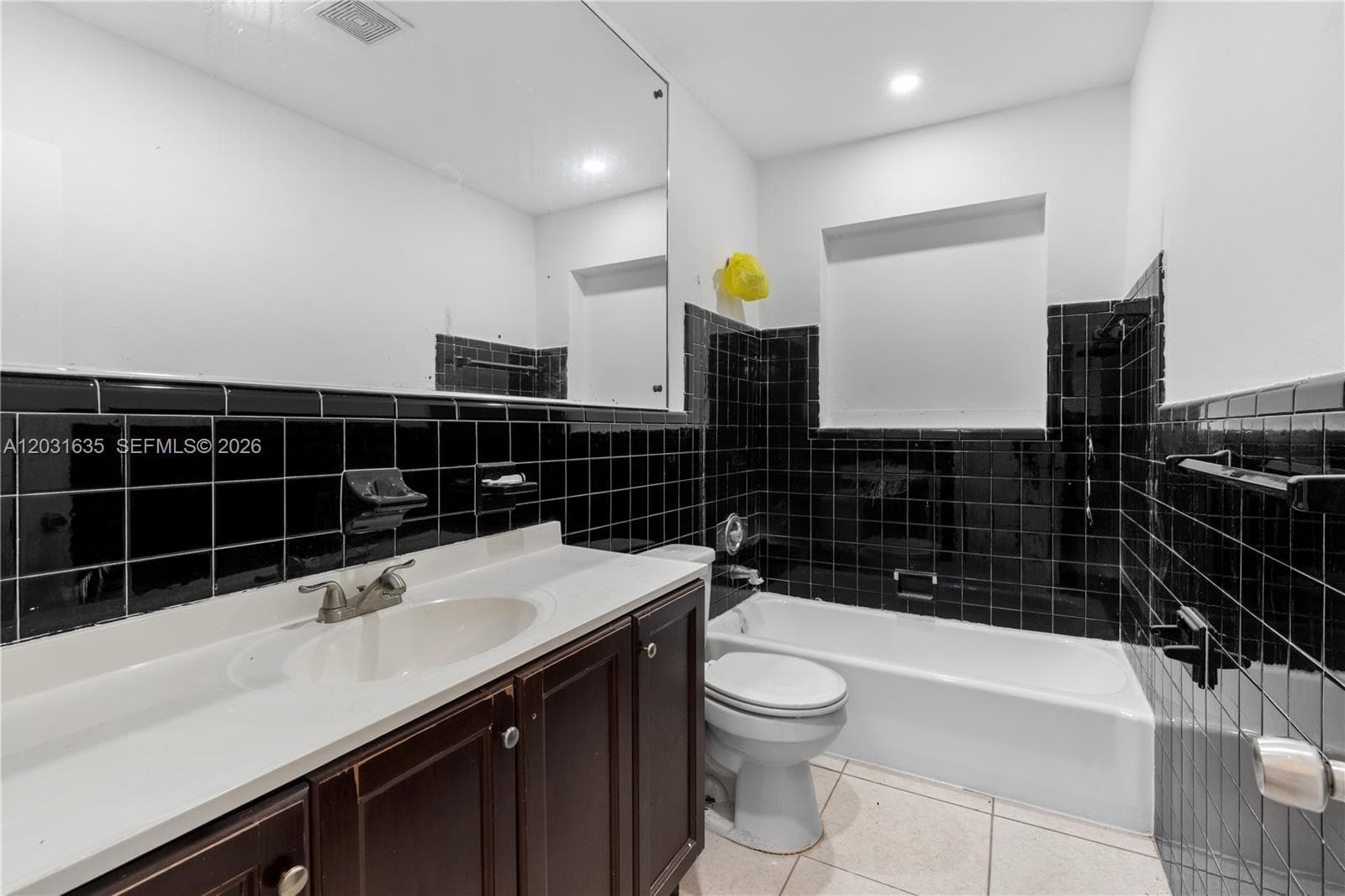 3061 NE 4th Ave, Wilton Manors, FL 33334 — zdjęcie 2