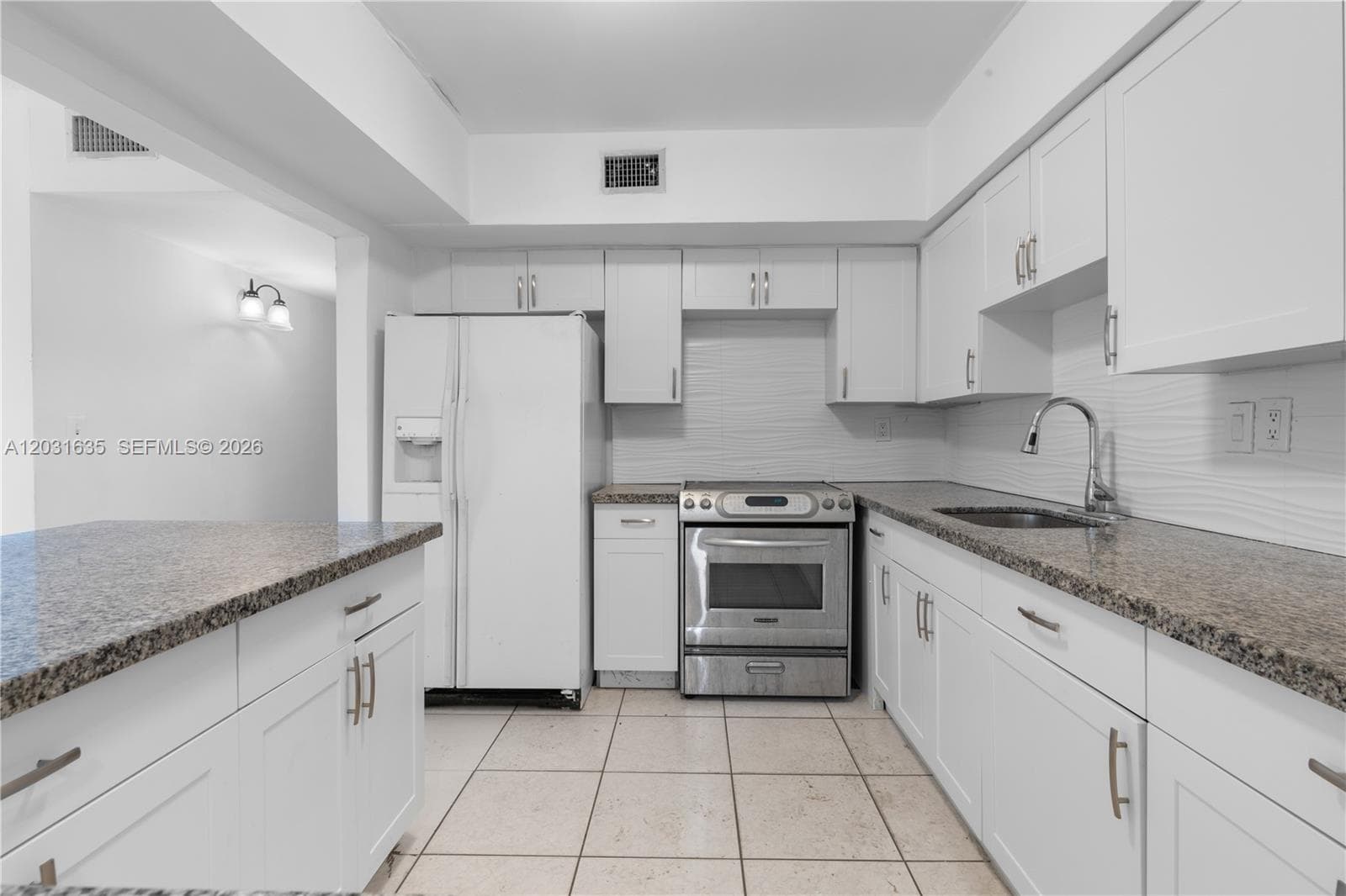 3061 NE 4th Ave, Wilton Manors, FL 33334 — zdjęcie 4
