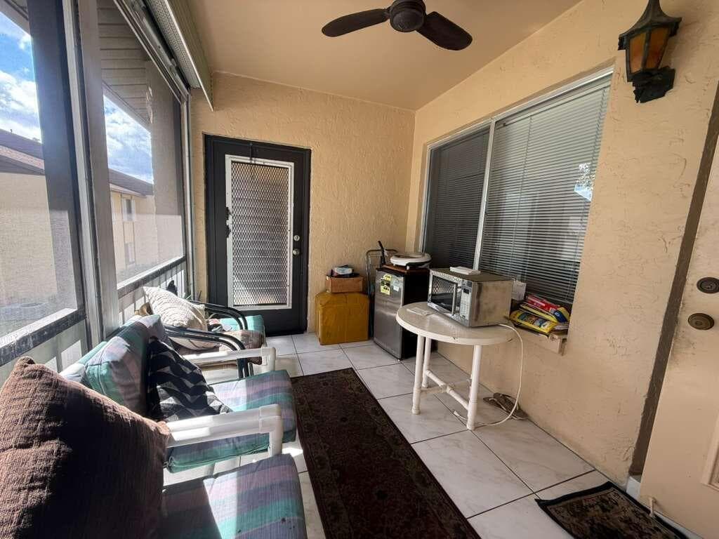 213 Pine Hov Circle # D2, FL 33463 — zdjęcie 2