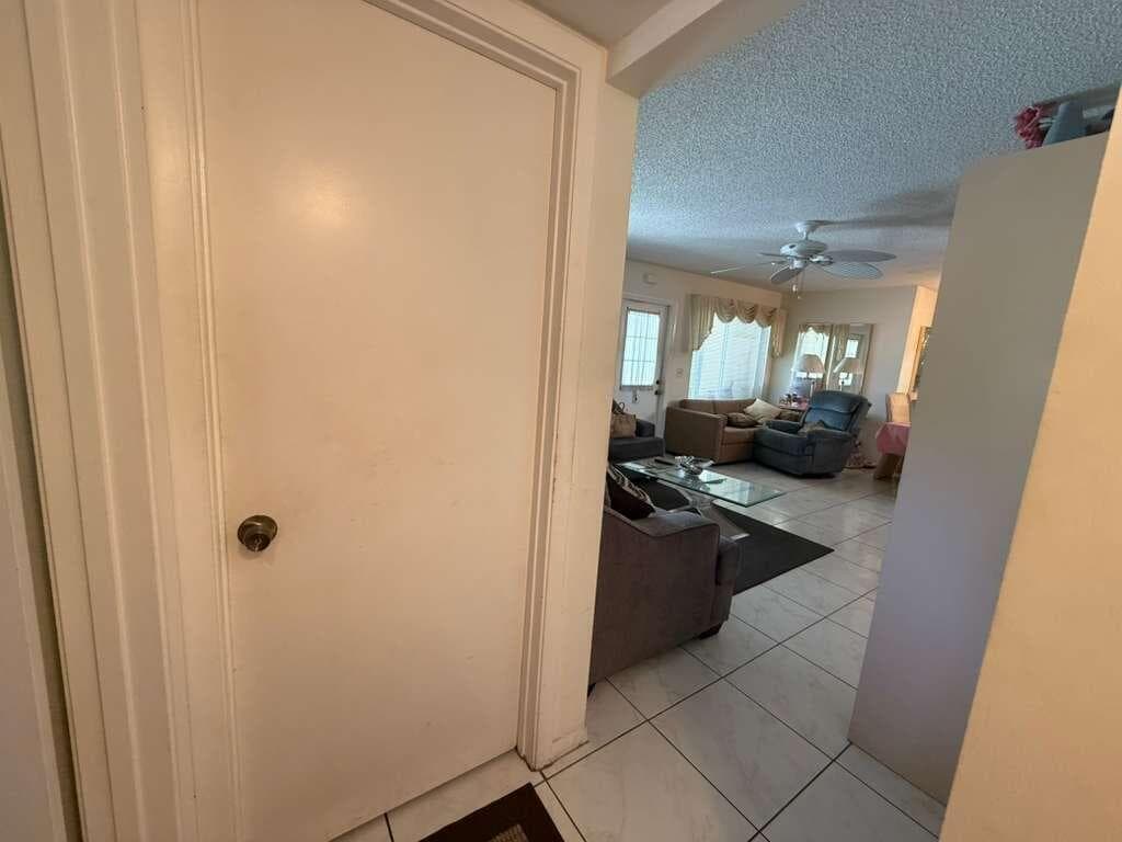 213 Pine Hov Circle # D2, FL 33463 — zdjęcie 4