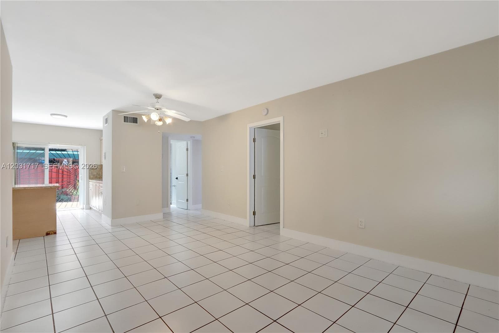 7732 W 29th Way # 102, Hialeah, FL 33018 — zdjęcie 2