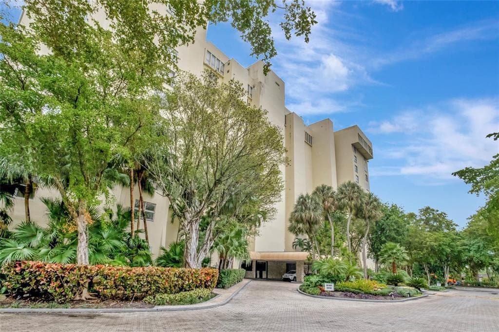 11111 Biscayne Boulevard # Tower 2 - 4C or 427, Miami, FL 33181 — zdjęcie 2