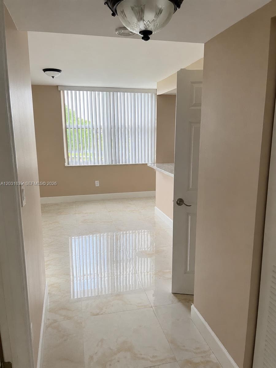9420 Tangerine Pl # 401, Davie, FL 33324 — zdjęcie 3