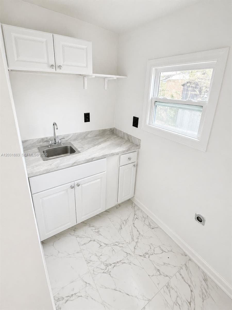 15720 NW 28th Pl, Miami Gardens, FL 33054 — zdjęcie 3