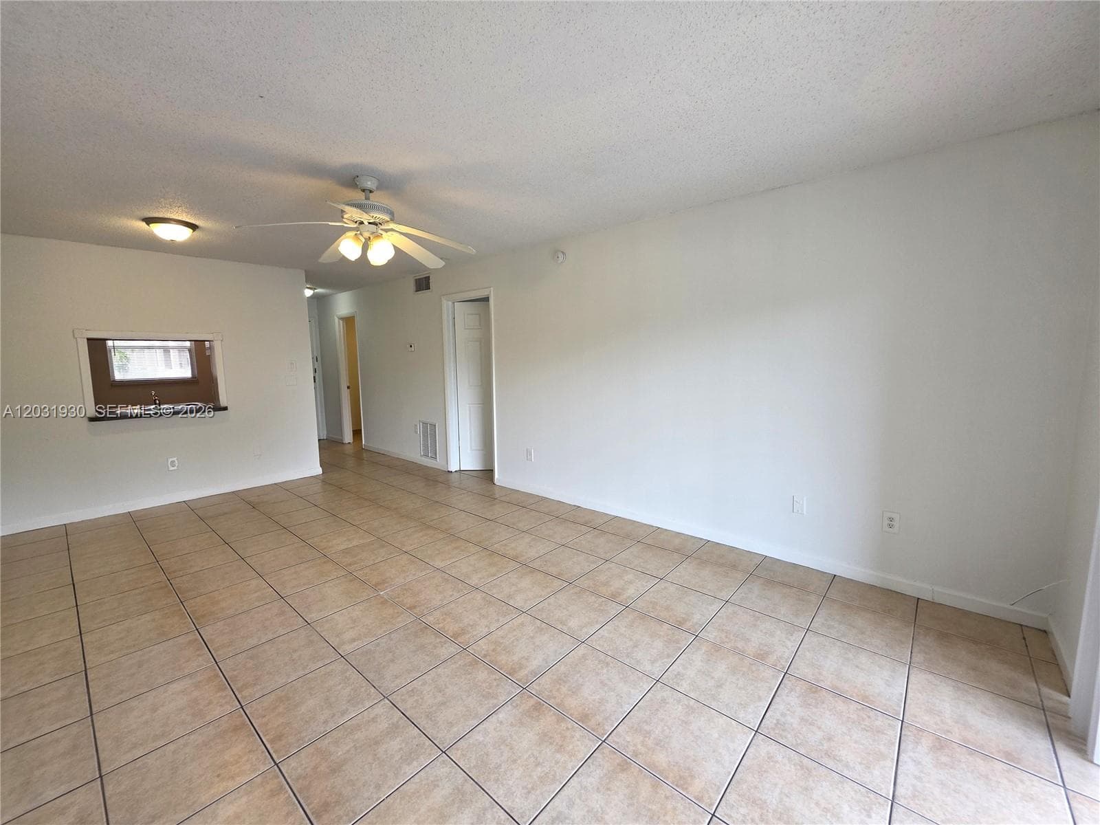 2800 NW 56th Ave # E303, Lauderhill, FL 33313 — zdjęcie 3