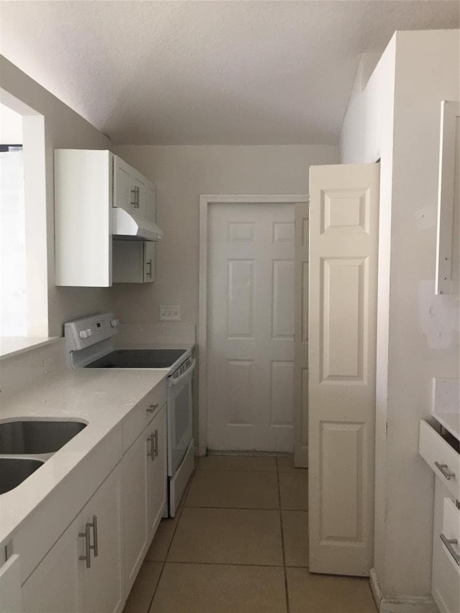 8444 SE Date Street, Hobe Sound, FL 33455 — zdjęcie 4
