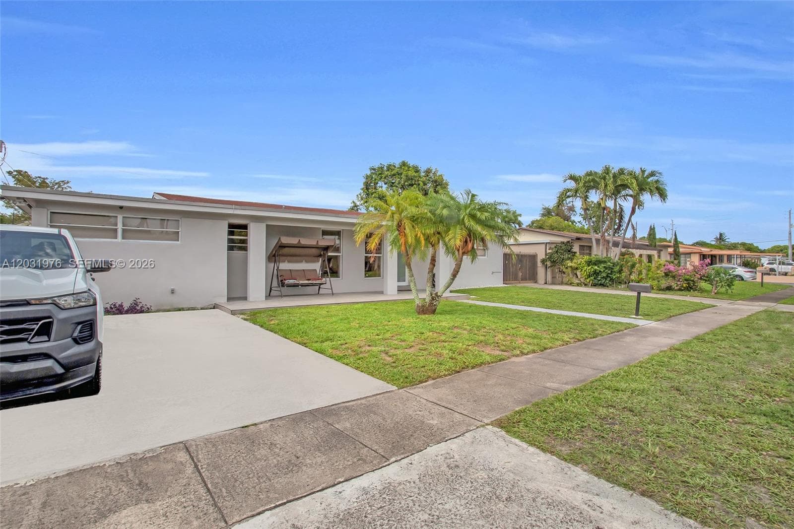 855 W 70th Pl, Hialeah, FL 33014 — zdjęcie 3