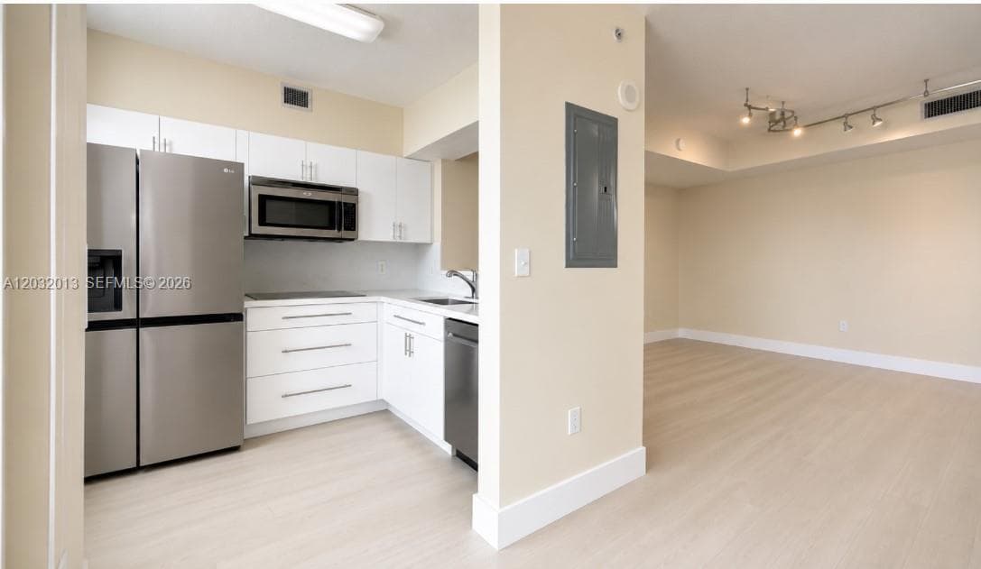 1 Glen Royal Pkwy # 1210, Miami, FL 33125 — zdjęcie 4