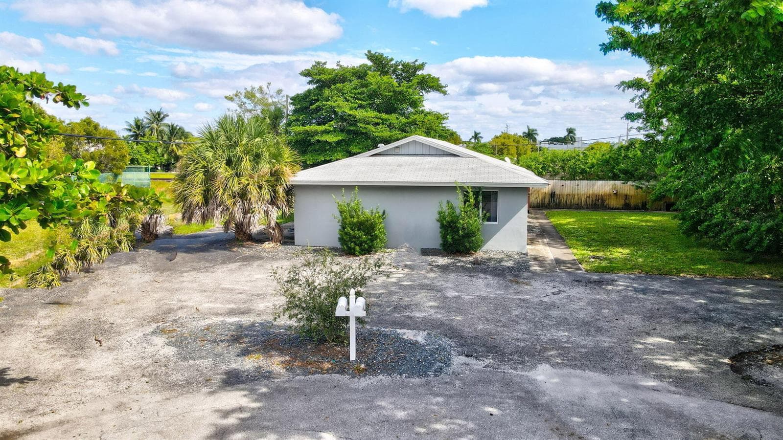 2227 NE 3rd Avenue # 1 & 2, Delray Beach, FL 33444 — zdjęcie 4