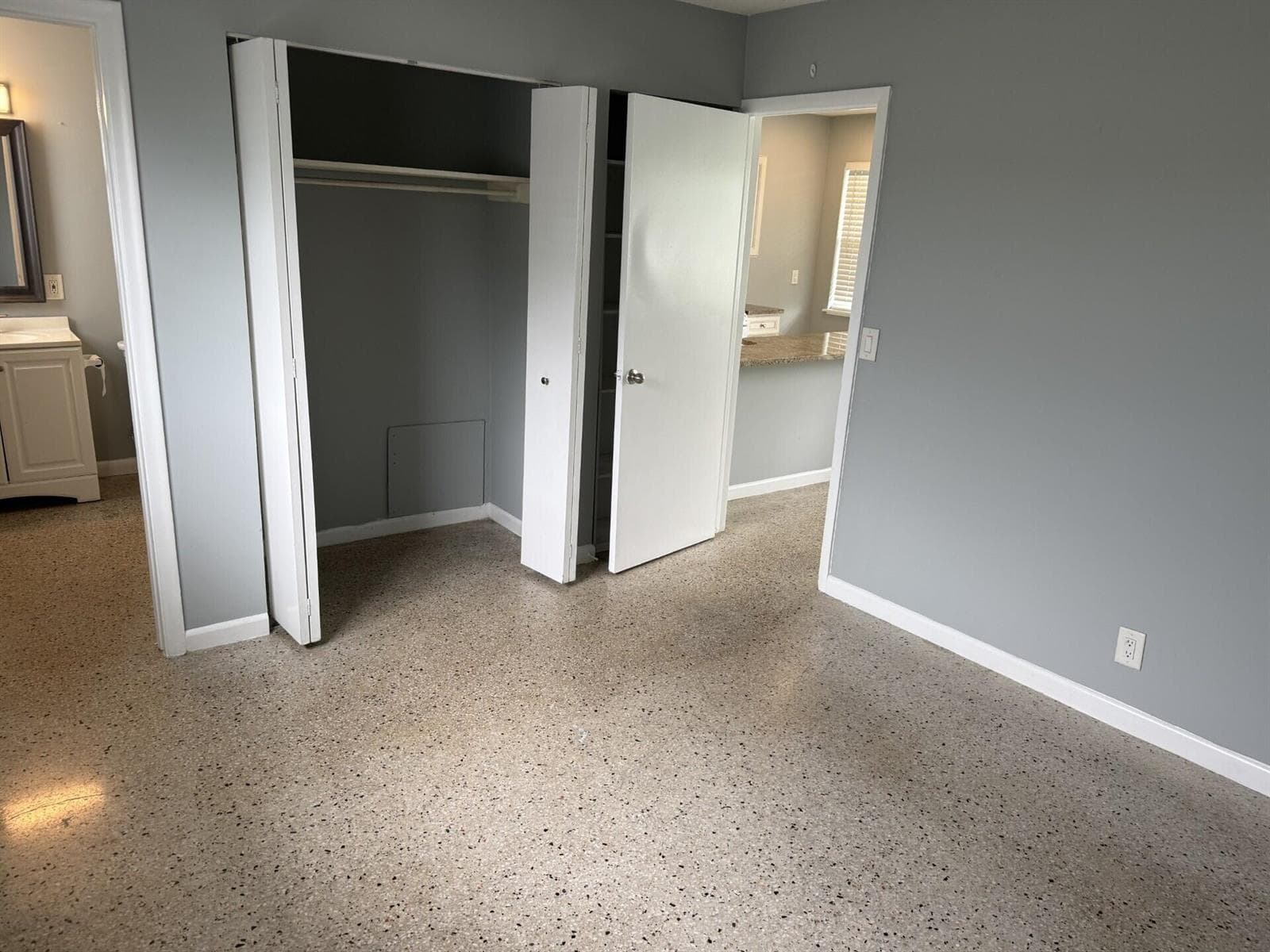 1118 N H Street # 15, FL 33460 — zdjęcie 5