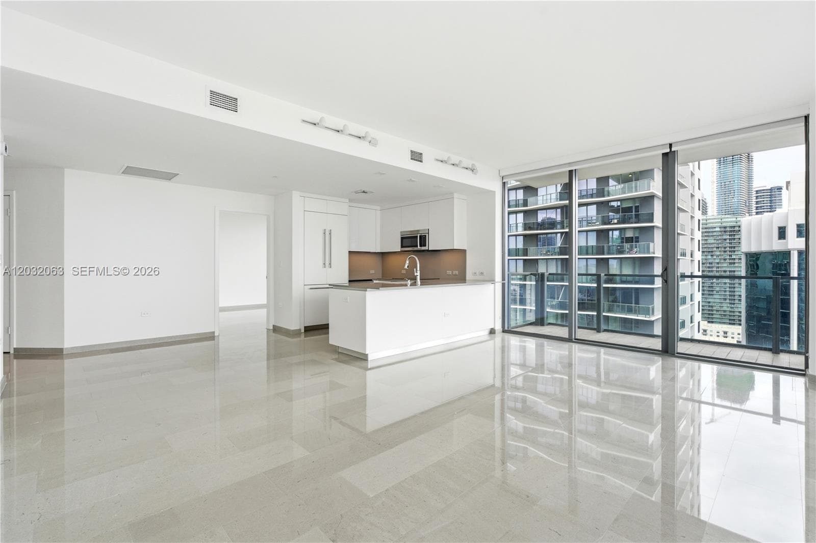 88 SW 7th St # 2302, Miami, FL 33130 — zdjęcie 2