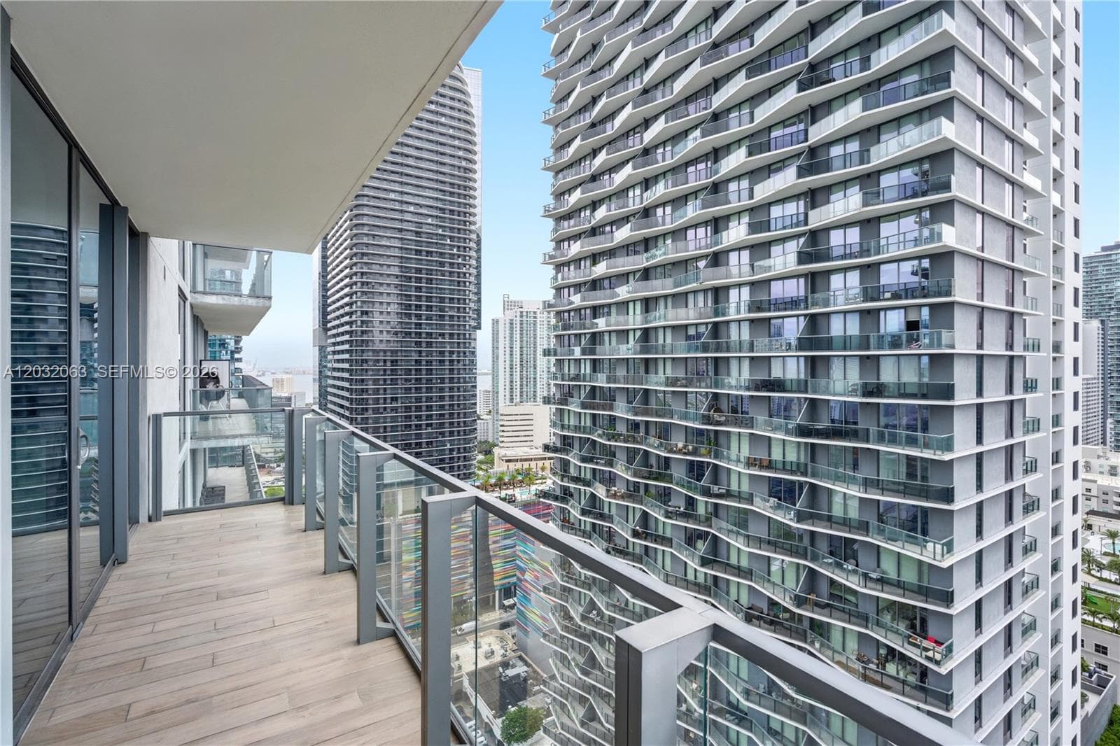 88 SW 7th St # 2302, Miami, FL 33130 — zdjęcie 4