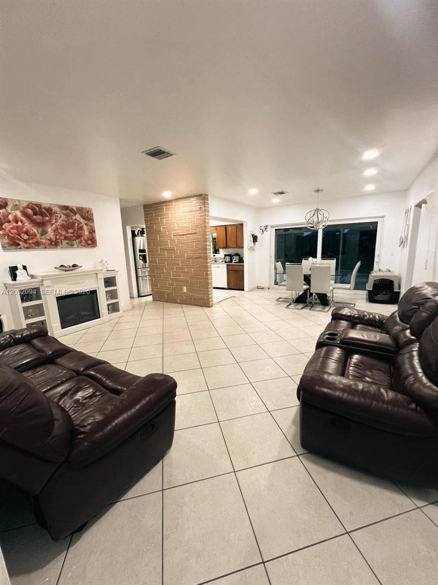 6492 SW 25th St, Miramar, FL 33023 — zdjęcie 2