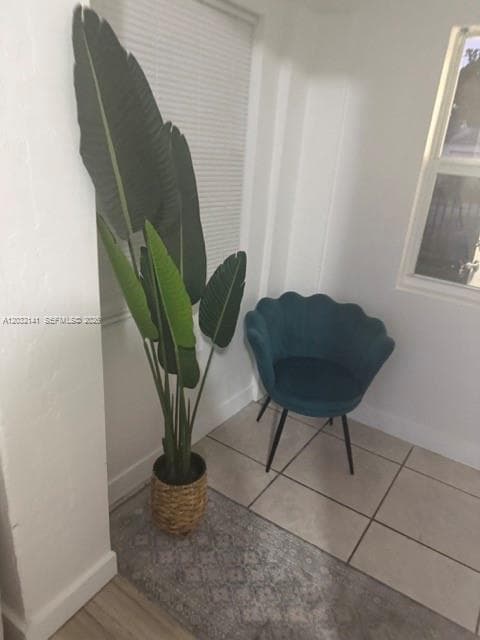 1419 NW 44th St, Miami, FL 33142 — zdjęcie 2