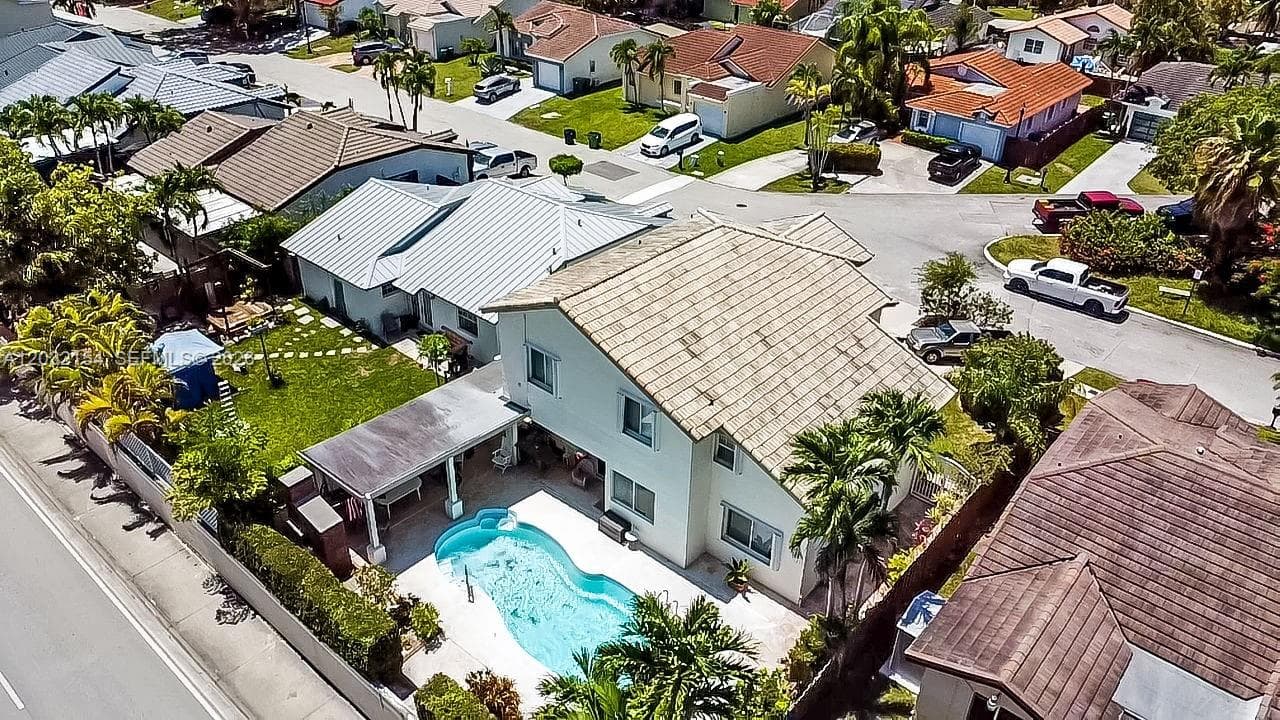 8532 SW 211th Ter, Cutler Bay, FL 33189 — zdjęcie 2