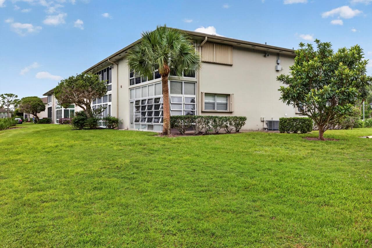 1 Lake Vista Trail # 207, Port St. Lucie, FL 34952 — zdjęcie 3