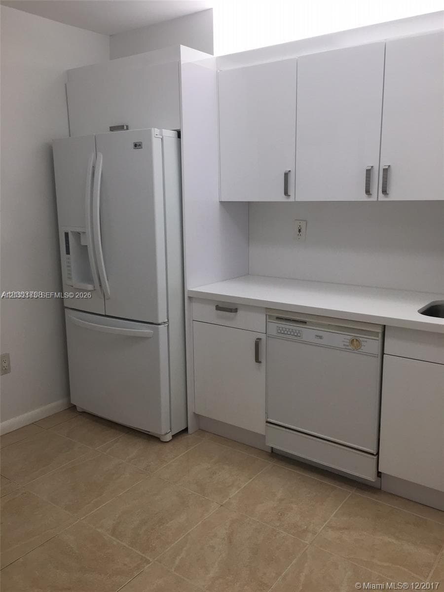9341 Collins Ave # 1006, Surfside, FL 33154 — zdjęcie 4