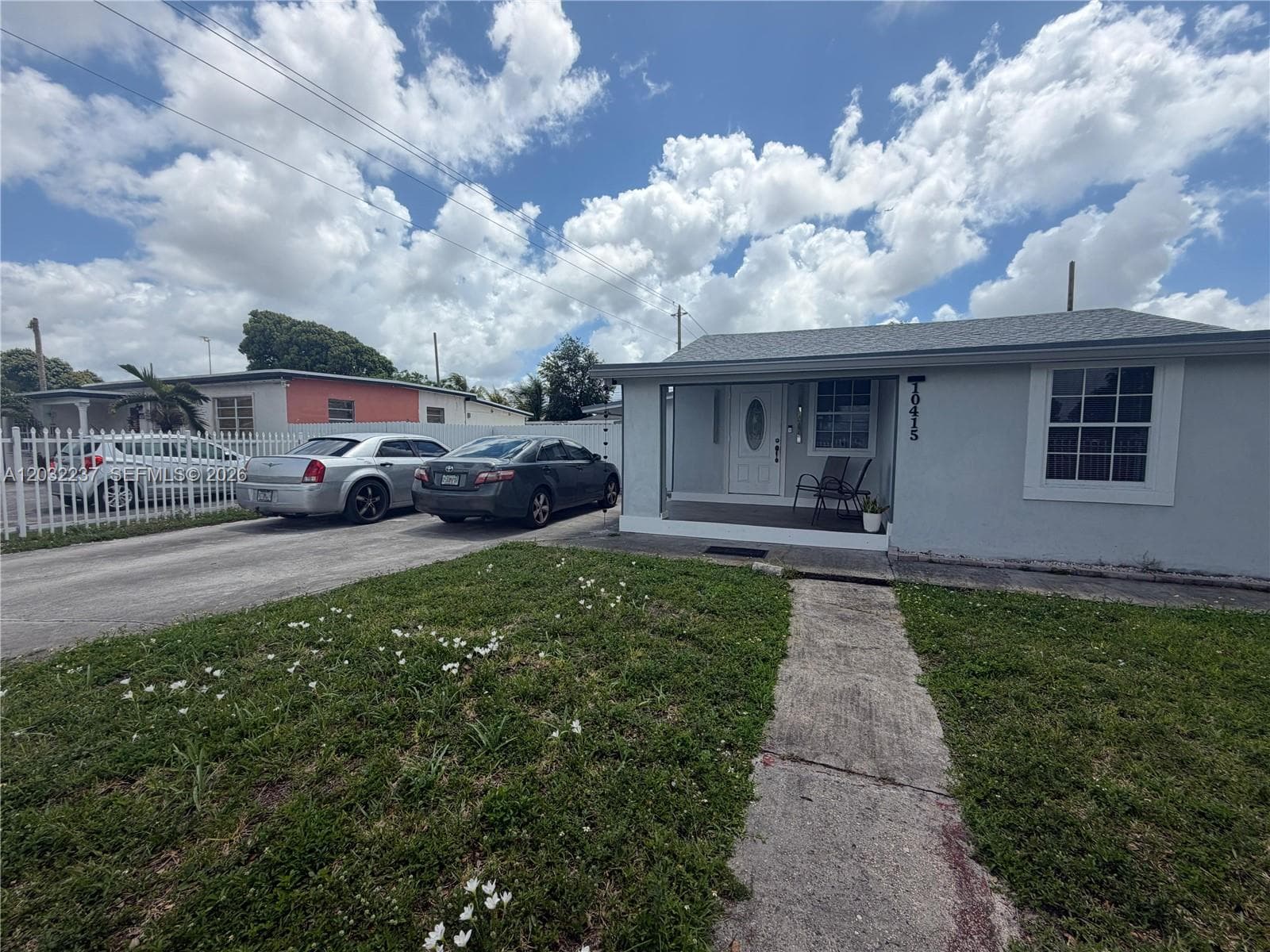 10415 NW 30th Ct, Miami, FL 33147 — zdjęcie 2