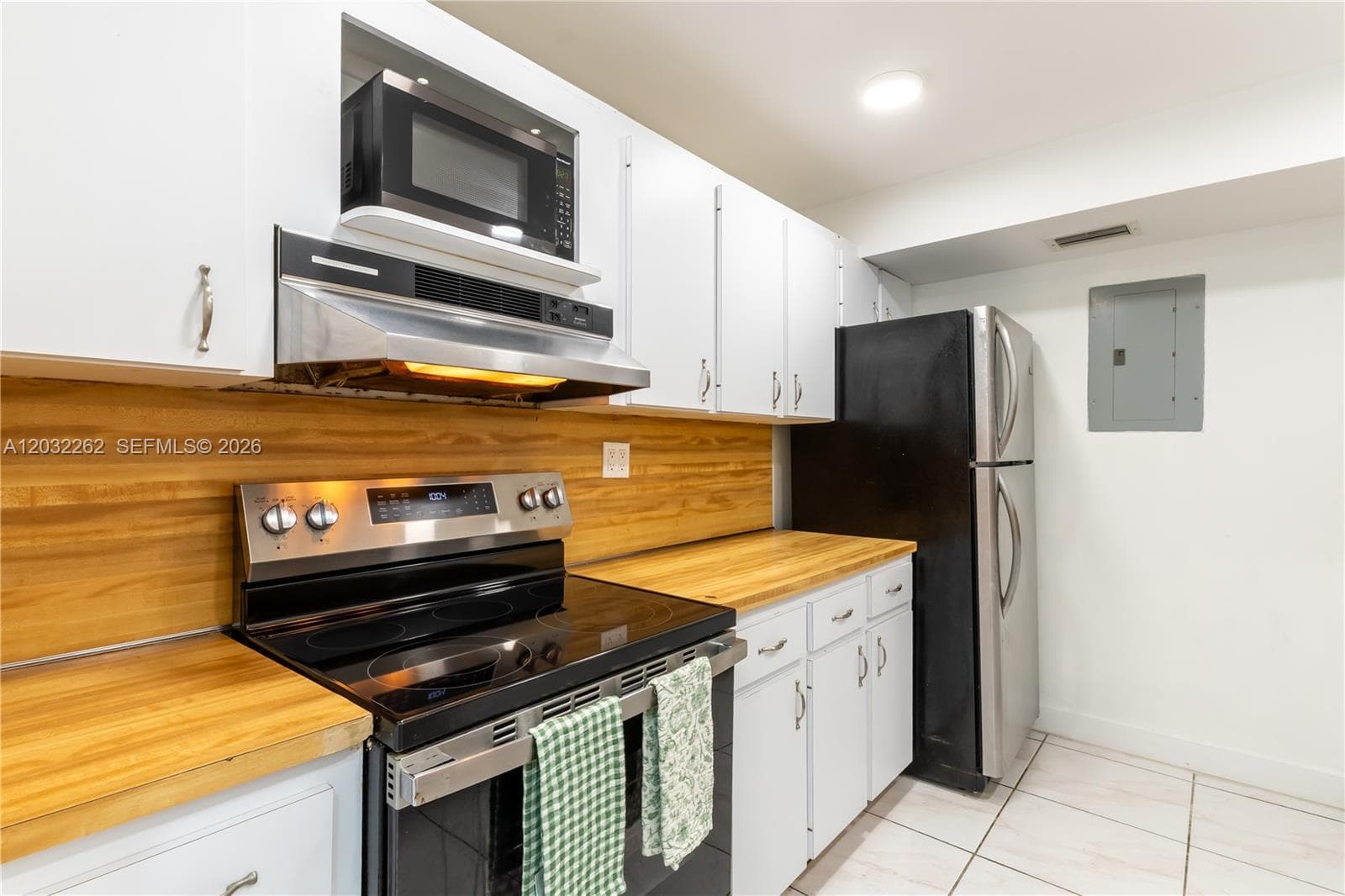 7933 E West Dr # 1025, North Bay Village, FL 33141 — zdjęcie 3