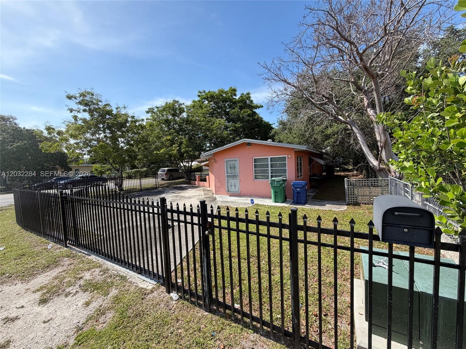 997 NW 116th St, Miami, FL 33168 — zdjęcie 3