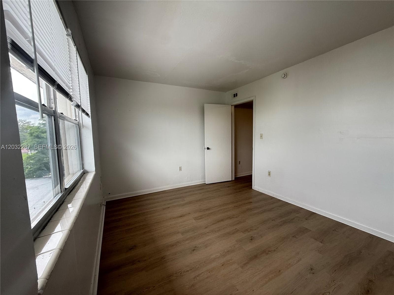 12215 W Dixie Hwy # 306, North Miami, FL 33161 — zdjęcie 5
