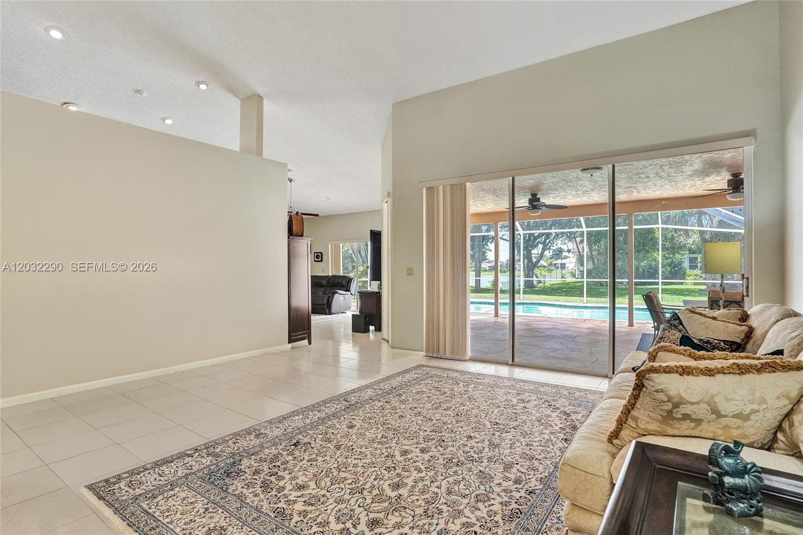8269 NW 40th Ct, Coral Springs, FL 33065 — zdjęcie 3